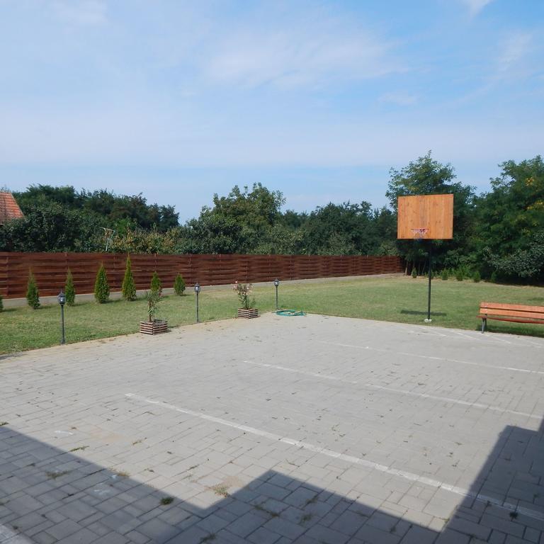 Szamos-Party Vendeghaz Hotel Olcsva Luaran gambar